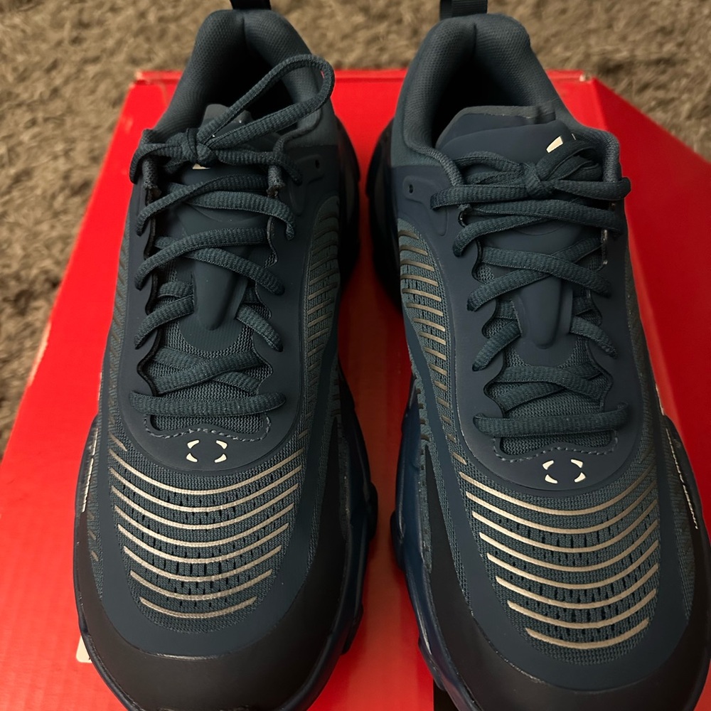Under Armour Men's UA Halo Racer size 10. Brand New NO BOX - Picture 6 of 9